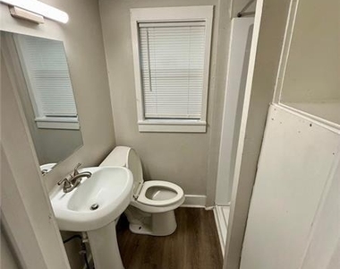 108 Lambert Drive - Photo Thumbnail 12