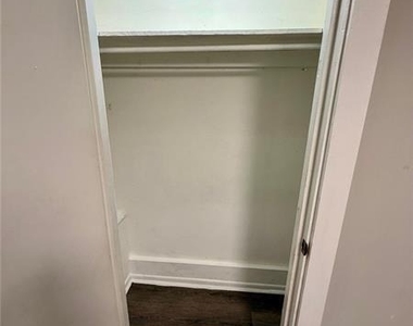 108 Lambert Drive - Photo Thumbnail 11