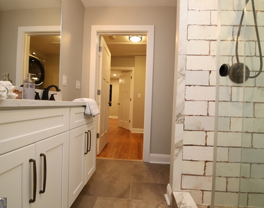 1007 Vernon Street - Photo Thumbnail 14