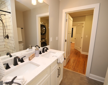 1007 Vernon Street - Photo Thumbnail 21