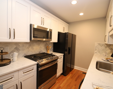 1007 Vernon Street - Photo Thumbnail 26