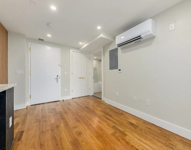 142 Lenox Road - Photo Thumbnail 4