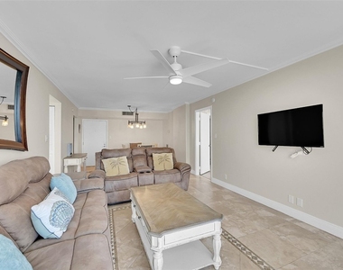 525 N Ocean Boulevard - Photo Thumbnail 7