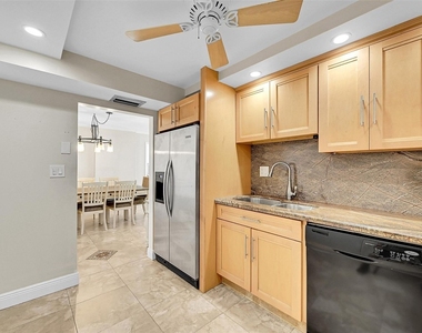 525 N Ocean Boulevard - Photo Thumbnail 1