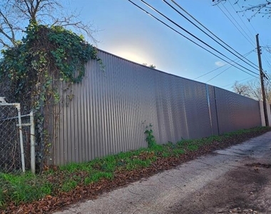 8715 Fairhaven Lane - Photo Thumbnail 11