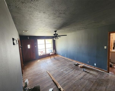 8715 Fairhaven Lane - Photo Thumbnail 1