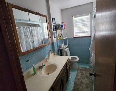 8715 Fairhaven Lane - Photo Thumbnail 4