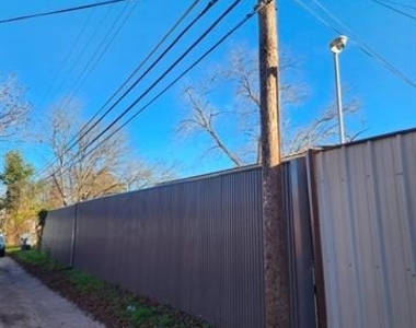 8715 Fairhaven Lane - Photo Thumbnail 13
