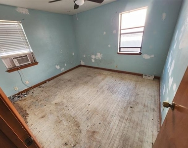 8715 Fairhaven Lane - Photo Thumbnail 8