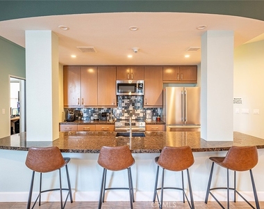 700 E Ocean Blvd - Photo Thumbnail 32