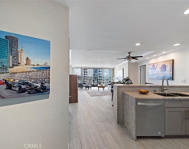 700 E Ocean Blvd - Photo Thumbnail 20