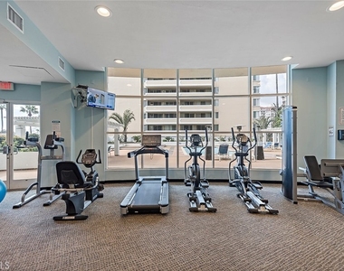 700 E Ocean Blvd - Photo Thumbnail 30