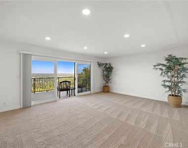 11393 La Vereda Drive - Photo Thumbnail 32