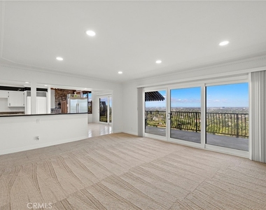11393 La Vereda Drive - Photo Thumbnail 2
