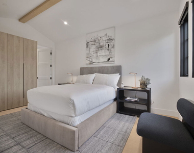 4433 Kraft Avenue - Photo Thumbnail 37