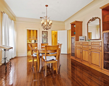 617 N Plymouth Boulevard - Photo Thumbnail 8