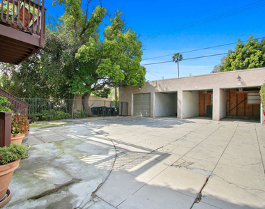 617 N Plymouth Boulevard - Photo Thumbnail 19