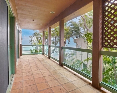 3916 Rambla Orienta - Photo Thumbnail 24
