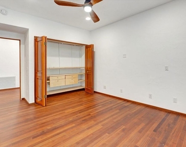 3916 Rambla Orienta - Photo Thumbnail 29
