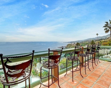 3916 Rambla Orienta - Photo Thumbnail 16