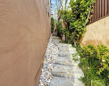 3916 Rambla Orienta - Photo Thumbnail 45