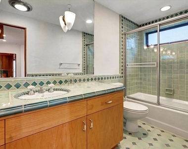 3916 Rambla Orienta - Photo Thumbnail 18