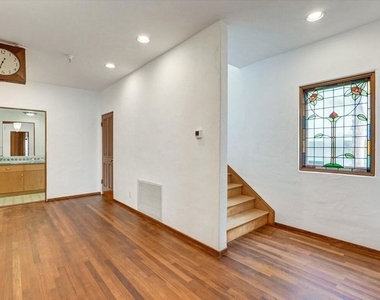 3916 Rambla Orienta - Photo Thumbnail 17