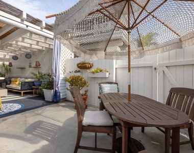 579 Hygeia - Photo Thumbnail 22