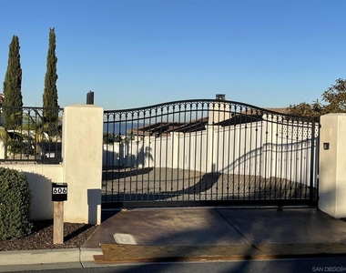 606 Camino De Orchidia - Photo Thumbnail 22