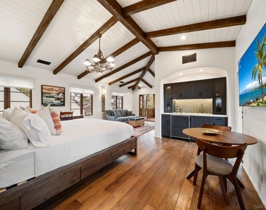 7344 Olivetas Ave - Photo Thumbnail 8