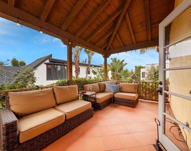 7344 Olivetas Ave - Photo Thumbnail 17