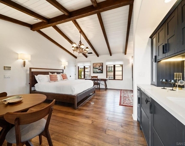 7344 Olivetas Ave - Photo Thumbnail 6