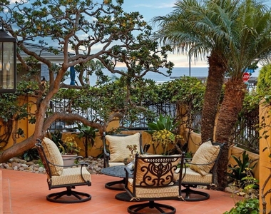 7344 Olivetas Ave - Photo Thumbnail 5
