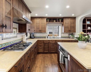 7344 Olivetas Ave - Photo Thumbnail 39