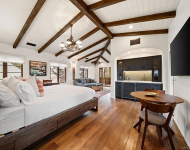 7344 Olivetas Ave - Photo Thumbnail 11