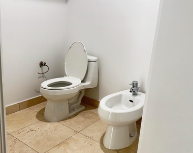 16275 Collins Avenue - Photo Thumbnail 16