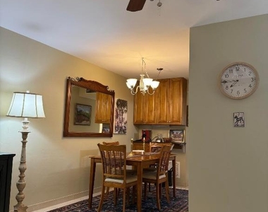 3362 Cynthia Lane - Photo Thumbnail 7