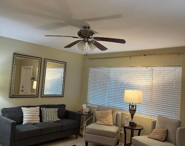 3362 Cynthia Lane - Photo Thumbnail 2