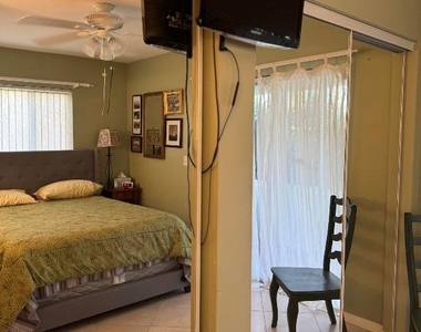 3362 Cynthia Lane - Photo Thumbnail 14
