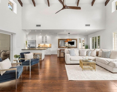 6130 Ridge Lane - Photo Thumbnail 4
