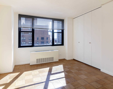 245 E. 40th St. - Photo Thumbnail 15