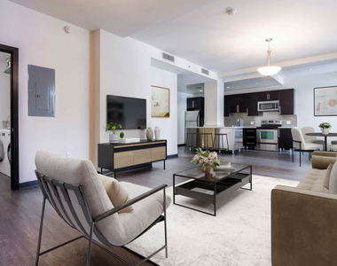 609 S. Grand Ave - Photo Thumbnail 26