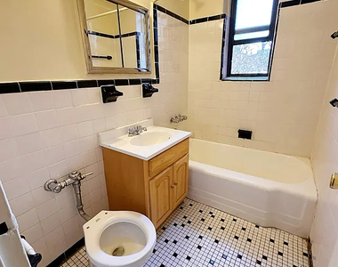 35-15 Leverich Street - Photo Thumbnail 2