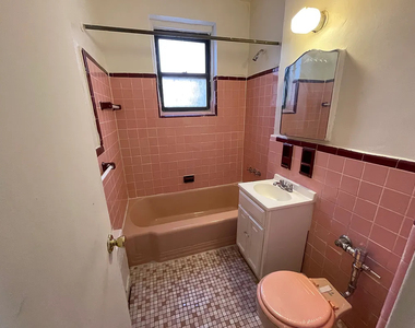 37th Avenue and 74th Street - Photo Thumbnail 4