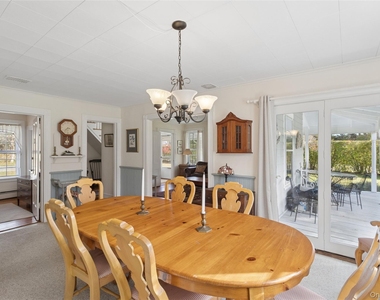 718 Montauk Highway - Photo Thumbnail 8