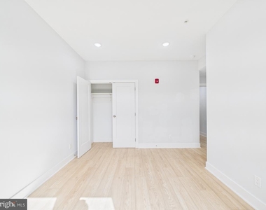 5208 Chancellor Street - Photo Thumbnail 6