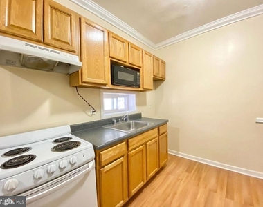 1849 N 17th Street - Photo Thumbnail 4