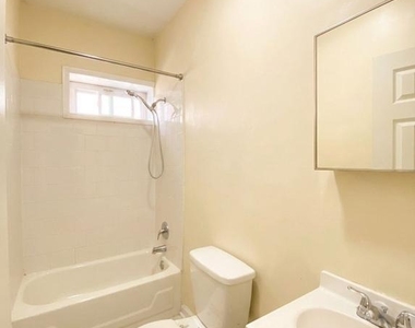 1849 N 17th Street - Photo Thumbnail 8