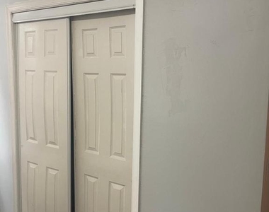 2843 N 12th Street - Photo Thumbnail 10