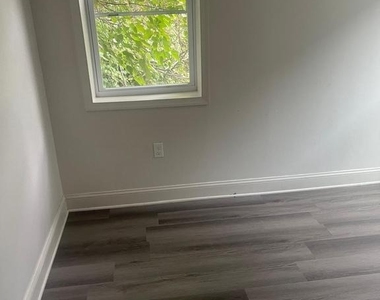 2843 N 12th Street - Photo Thumbnail 2